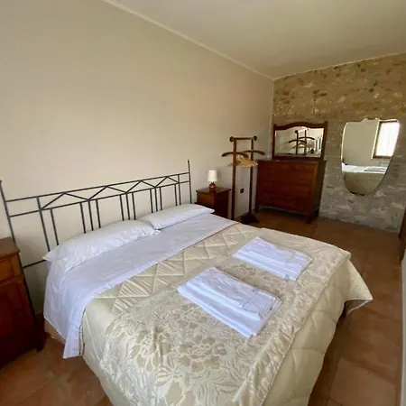 Colle Abramo Delle Vigne 팜스테이 나르니